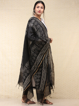 Black Grey Chanderi Hand Brush Painted Dupatta - D04170740