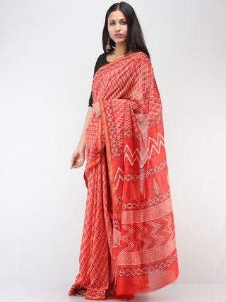 Coral White Maheshwari Silk Hand Block Printed Saree With Zari Border - S031704459