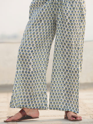 Jashn Nilham - Set of Kurta Pants & Dupatta - KS80A2319D