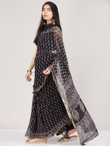 Blue Off White Hand Block Printed Chiffon Saree With Zari Border - S031704687
