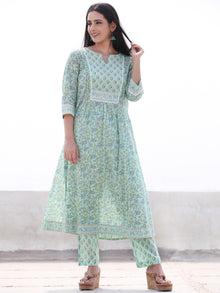 Jashn Shabira - Set of AnarKali Kurta Pants & Dupatta - KS57G2499D