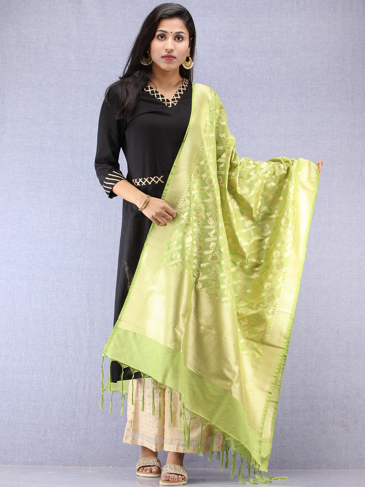 Banarasi Kanni Dupatta With Zari Work - Parrot Green & Gold - D04170866