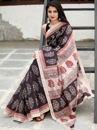 Black Beige Maroon Bagh Hand Block Printed Maheswari Silk Saree - S031703823