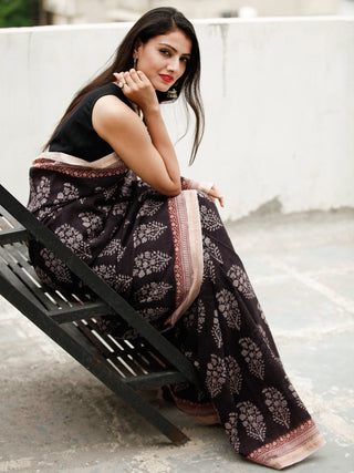 Black Beige Maroon Bagh Hand Block Printed Maheswari Silk Saree - S031703823