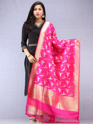 Banarasi Kanni Silk Dupatta With Zari Work - Magenta & Gold - D04170870