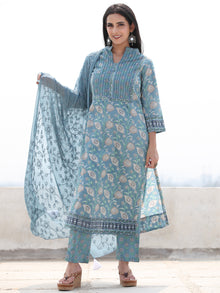 Jashn Nahiza - Set of Kurta Pants & Dupatta - KS61B2500D