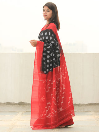 Black Grey Red Ikat Handwoven Cotton Saree - S031704105