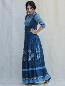 Naaz Rukshaar - Hand Block Printed Long Top And Skirt Dress - DS79F002