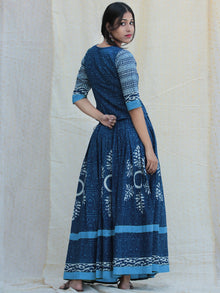 Naaz Rukshaar - Hand Block Printed Long Top And Skirt Dress - DS79F002