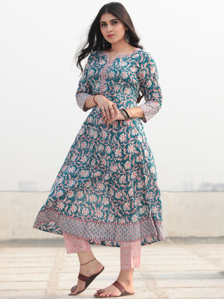 Jashn Nayab - Set of Kurta Pants & Dupatta - KS57B2361D