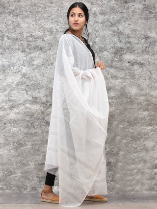White Kota Doria Hand Block Printed Dupatta - D04170781