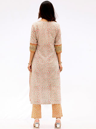 Fiza Anjum Kurta