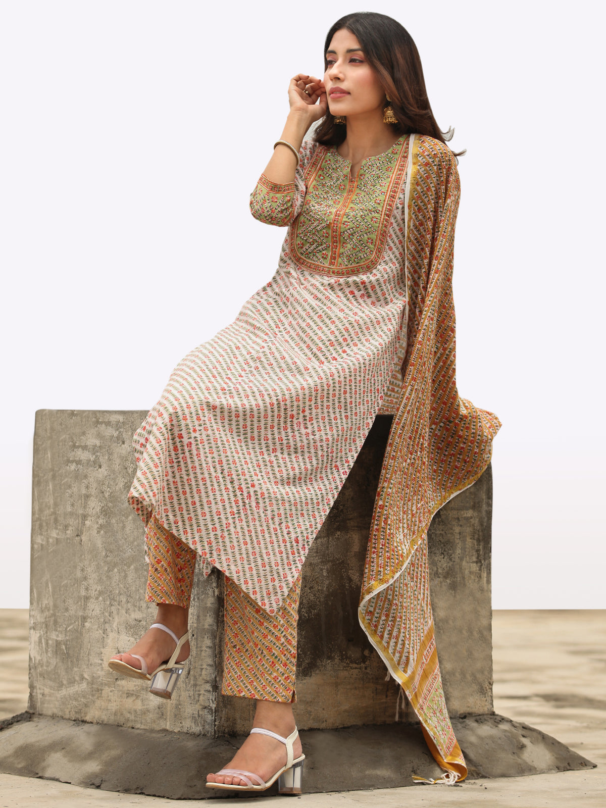 Fiza Anjum Set Of Kurta Pant Dupatta