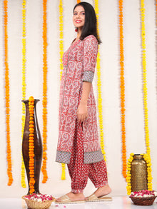 Utsav Sajoon - Set of Kurta Salwar Pants & Kota Doria Dupatta - KS03C2569D