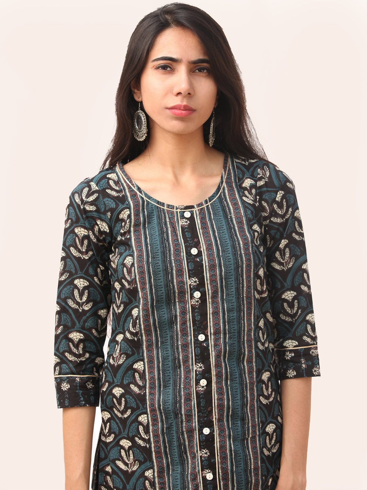 Fiza Afia Kurta Pant