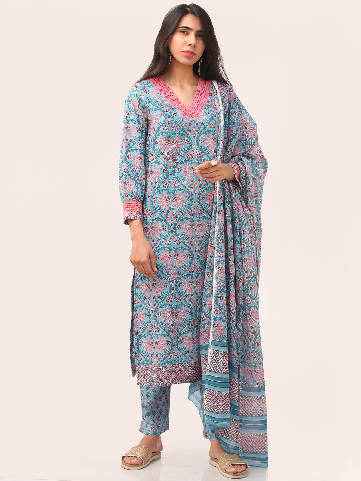 Fiza Rahat Set Of Kurta Pant Dupatta