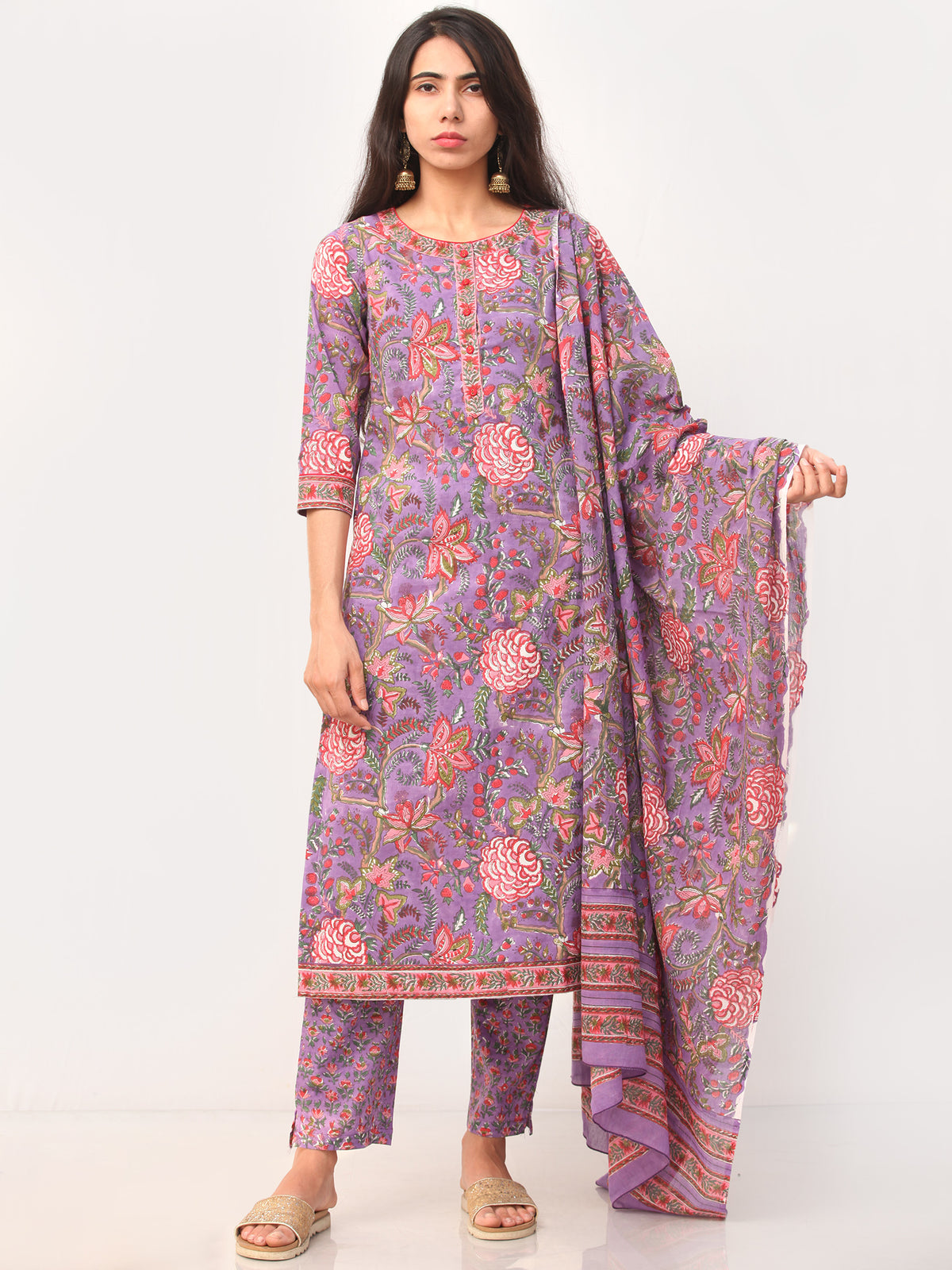 Jamni Rangrez Set Of Kurta Pant Dupatta