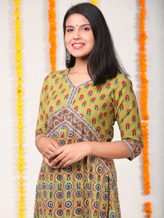 Utsav Kamna - Anakarli Kurta Pants & Dupatta - KS18A2571D