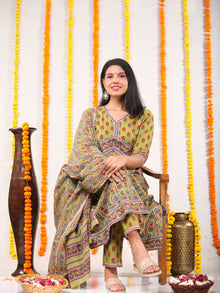 Utsav Kamna - Anakarli Kurta Pants & Dupatta - KS18A2571D