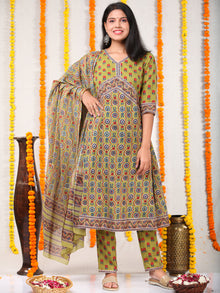 Utsav Kamna - Anakarli Kurta Pants & Dupatta - KS18A2571D