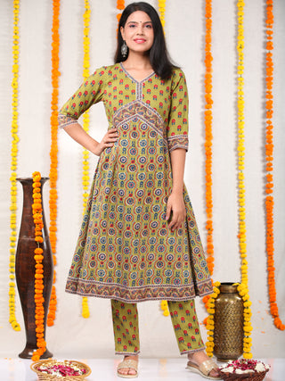 Utsav Kamna - Anakarli Kurta Pants & Dupatta - KS18A2571D