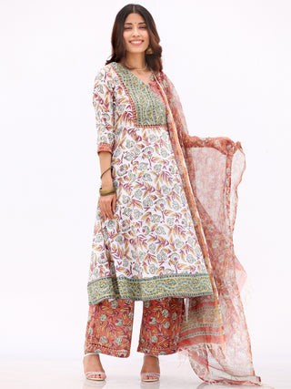 Fiza Farhat Set Of Flared Kurta Palazzo Dupatta