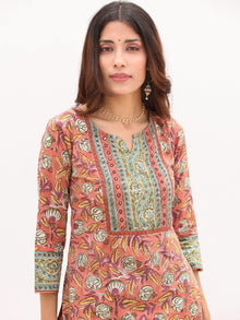 Fiza Saima Set Of Kurta Pant Dupatta