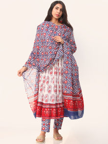 Ambar Nazmin Dupatta