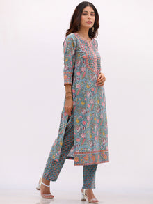 Megha Jhalak Set Of Kurta Pant Kota Dupatta