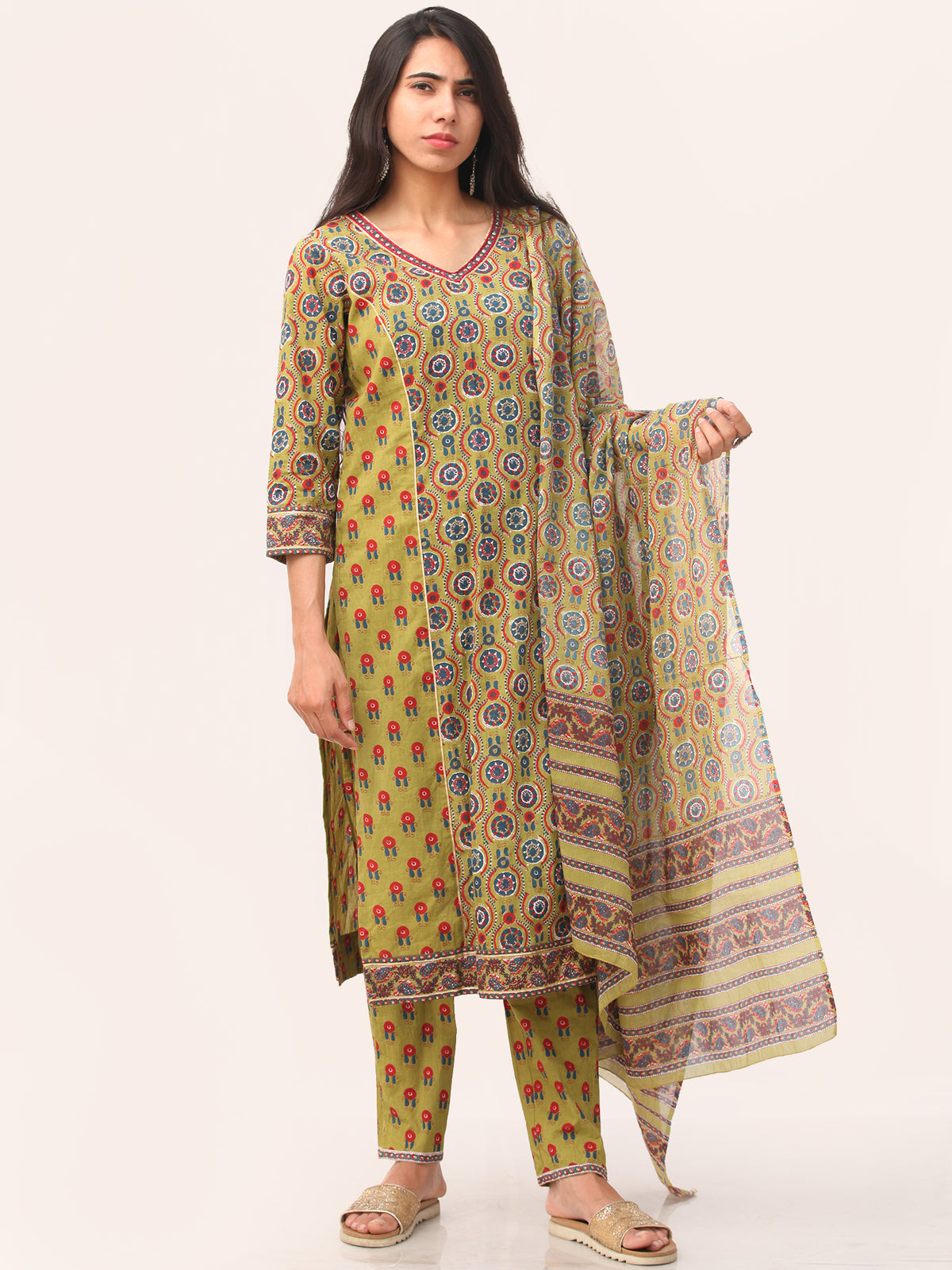 Sanjh Prerna Set Of Kurta Pant Dupatta