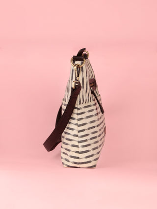 Off White Grey Ikat Sling Bag - B1702