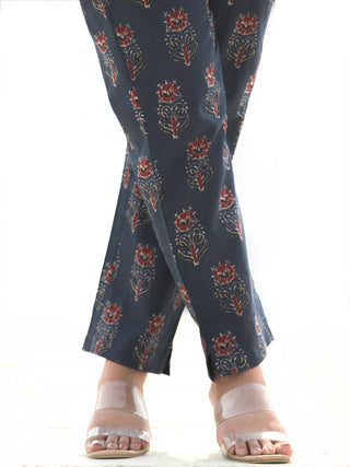 Utsav Shifat - Ajrakh Kurta Pants & Dupatta - KS21A2582D