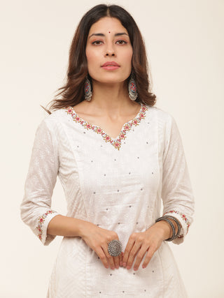 Gulmarg Naina Set Of Kurta Pant Dupatta