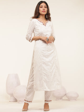 Gulmarg Naina Set Of Kurta Pant Dupatta