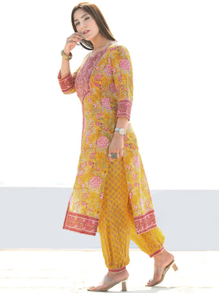 Utsav Saiara - Kurta Salwar Pants & Dupatta  - KS78C2578D