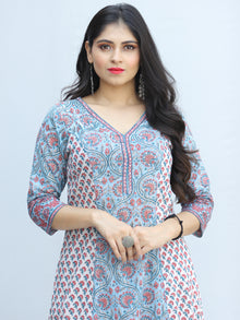 Jashn Ameera - Set of Kurta Pants & Dupatta - KS65A2343D