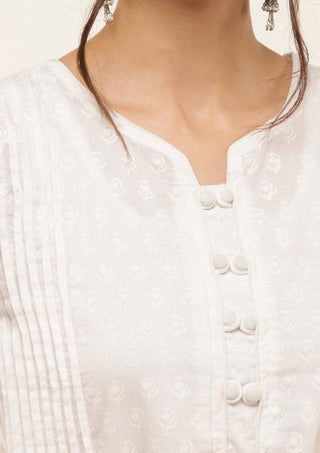 Gulmarg Bahaar Set Of Kurta Pants Dupatta