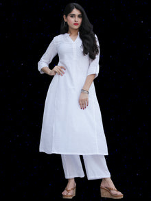 Chandni Fadia - Cotton Kurta Pants Set With Kota Dupatta - KS39SFP04WD