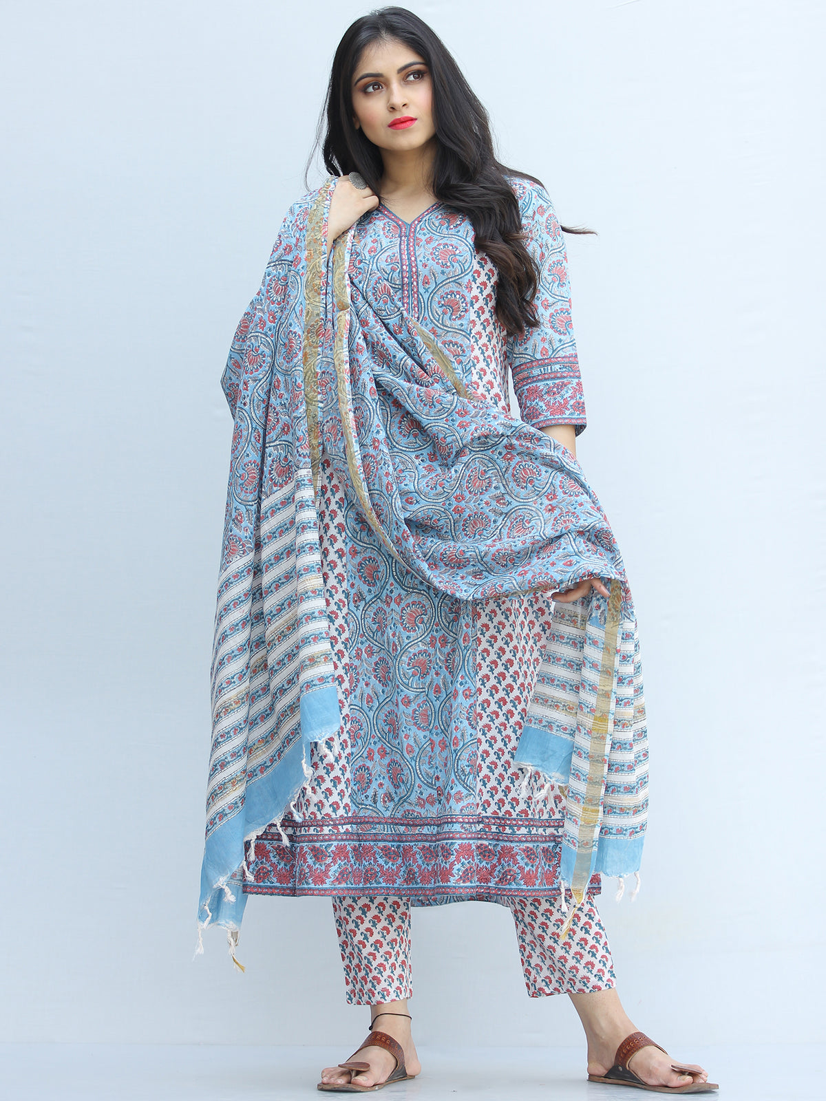 Jashn Ameera - Set of Kurta Pants & Dupatta - KS65A2343D