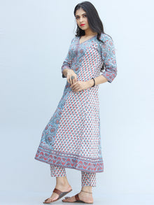 Jashn Ameera - Set of Kurta Pants & Dupatta - KS65A2343D