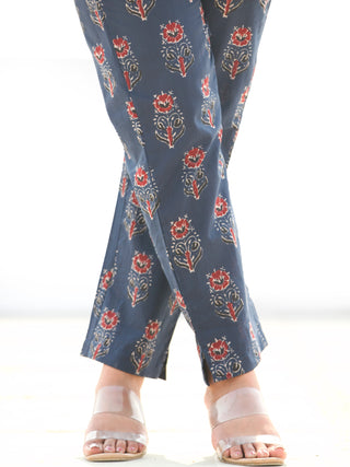 Ajrakh Zohra - Ajrakh Kurta Pants & Dupatta - KS21B2582D