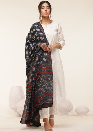 Gulmarg Andaz Set Of Kurta Pants Dupatta