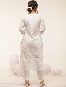 Gulmarg Rivaaj Set Of Kurta Pants Dupatta
