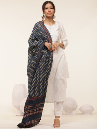 Gulmarg Rivaaj Set Of Kurta Pants Dupatta