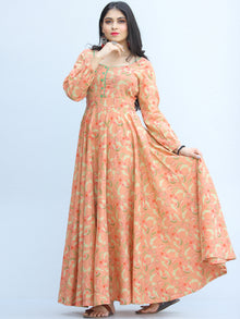 Gulzar Shanza- Urave Cut Flared Long Cotton Dress  - D459F2292