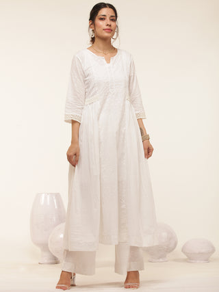 Gulmarg Roheen Set Of Anarkali Kurta Pants Dupatta