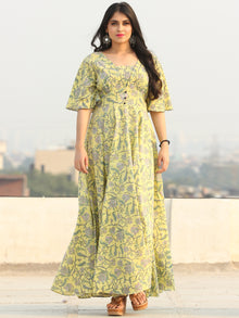 Gulzar Johi - Urave Cut Long Dress With Deep Back - D461F2286