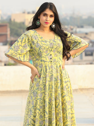 Gulzar Johi - Urave Cut Long Dress With Deep Back - D461F2286
