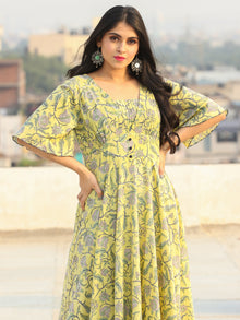 Gulzar Johi - Urave Cut Long Dress With Deep Back - D461F2286