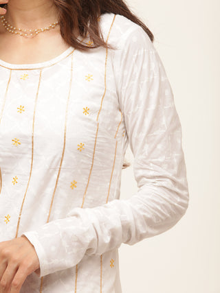 Gulmarg Charvi Set Of Kurta Pant Dupatta